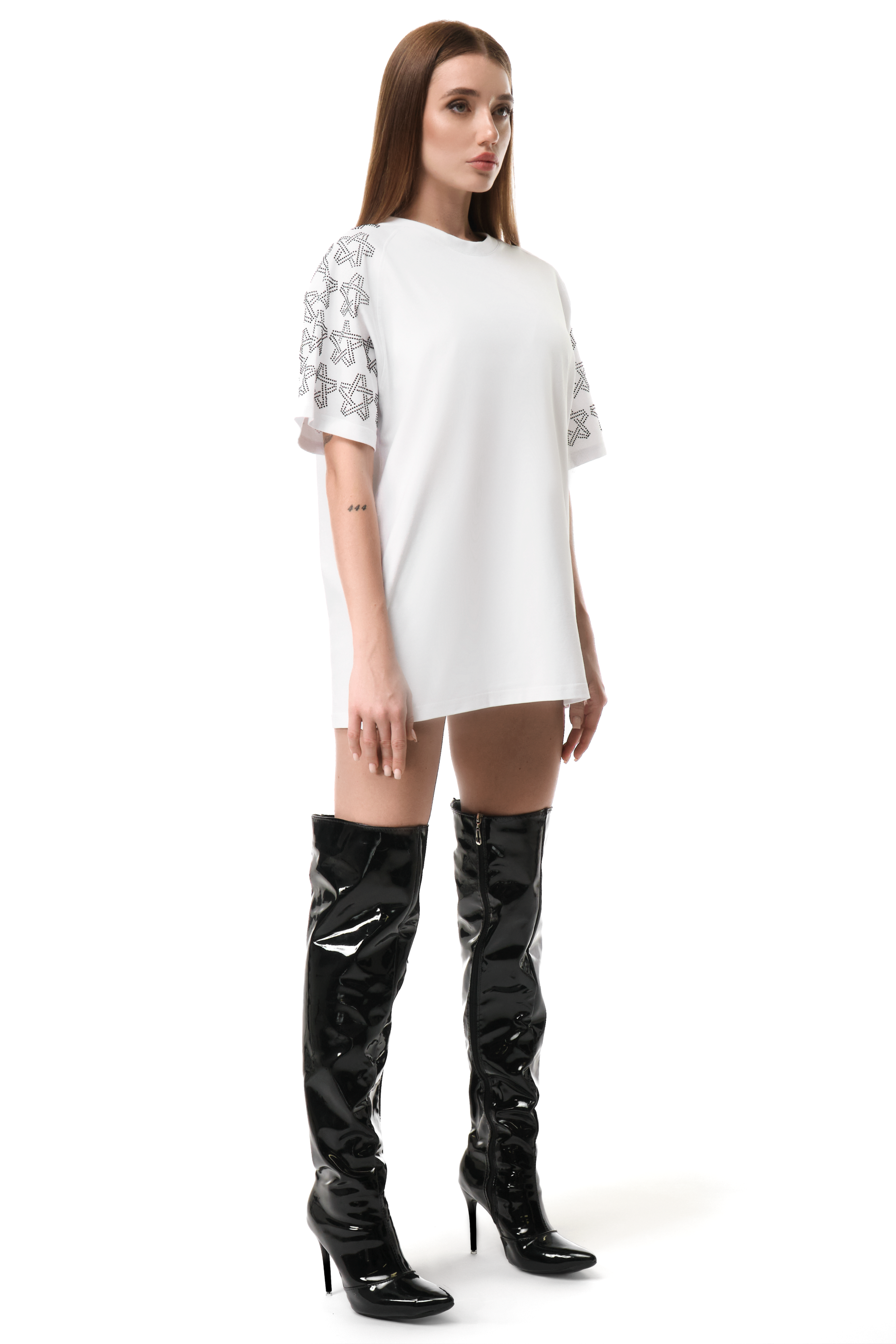 Spark T-Shirt White with Black gems