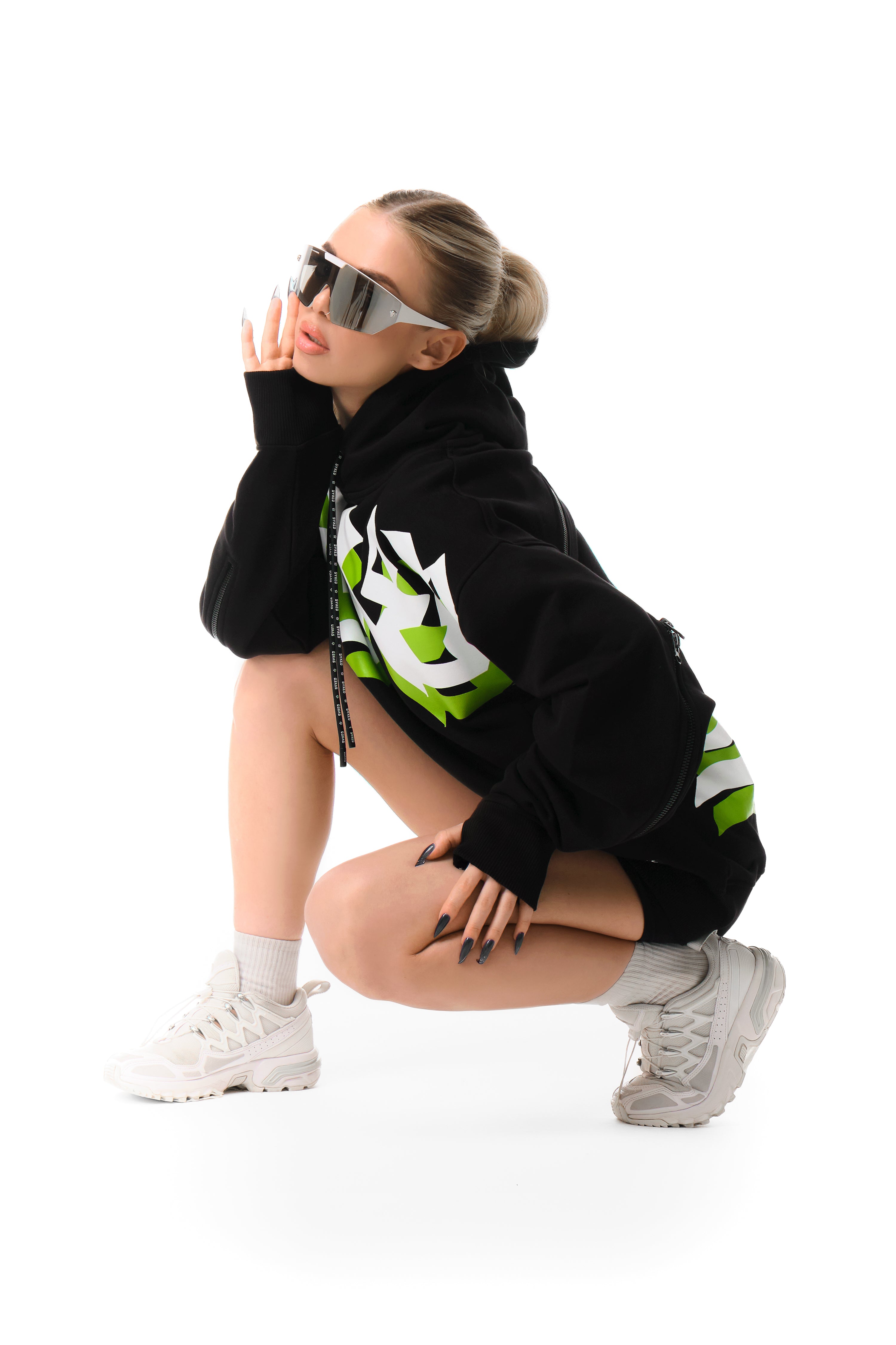 Lightning Hoodie Blaсk Signature Style