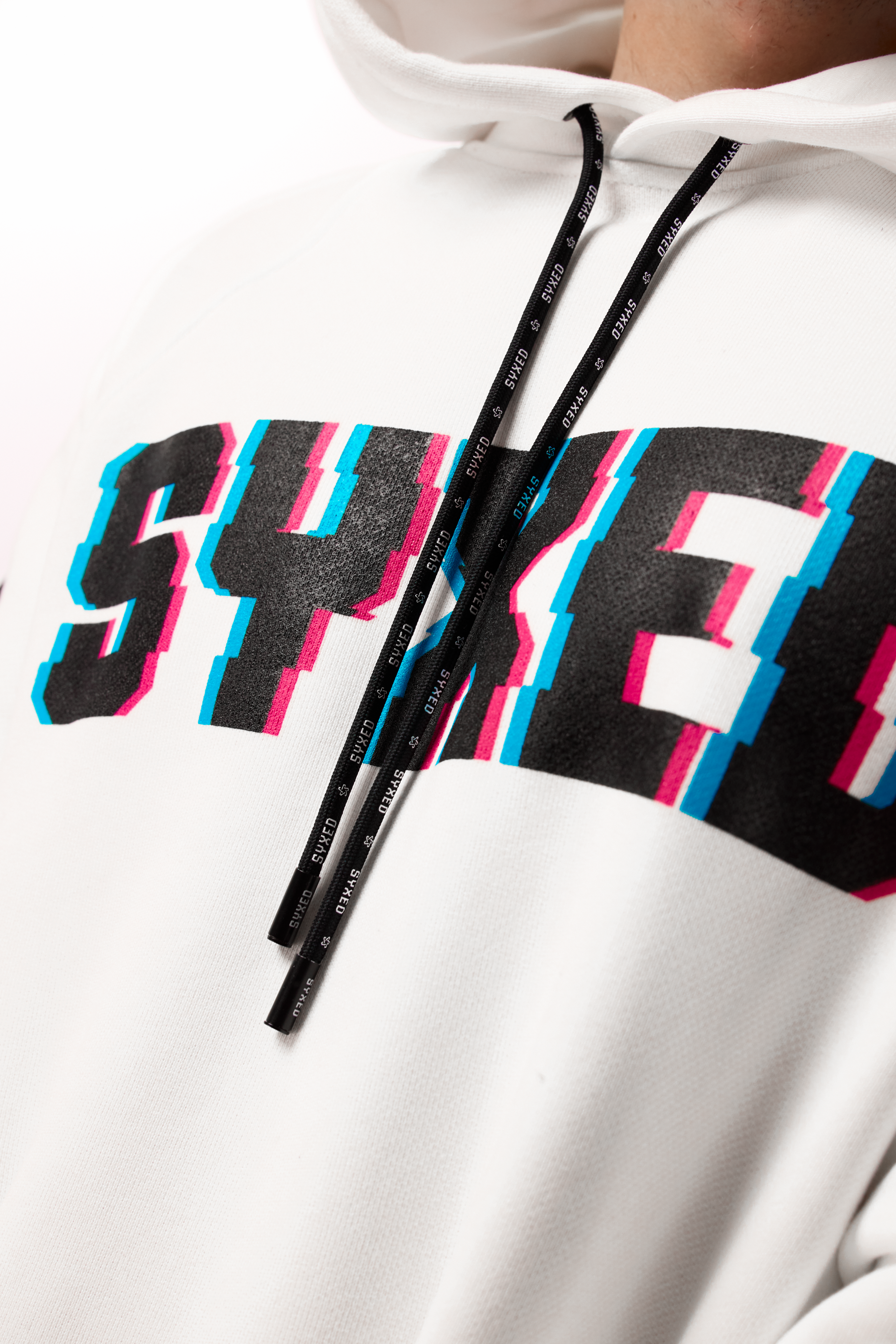 Longcut White Hoodie B&W