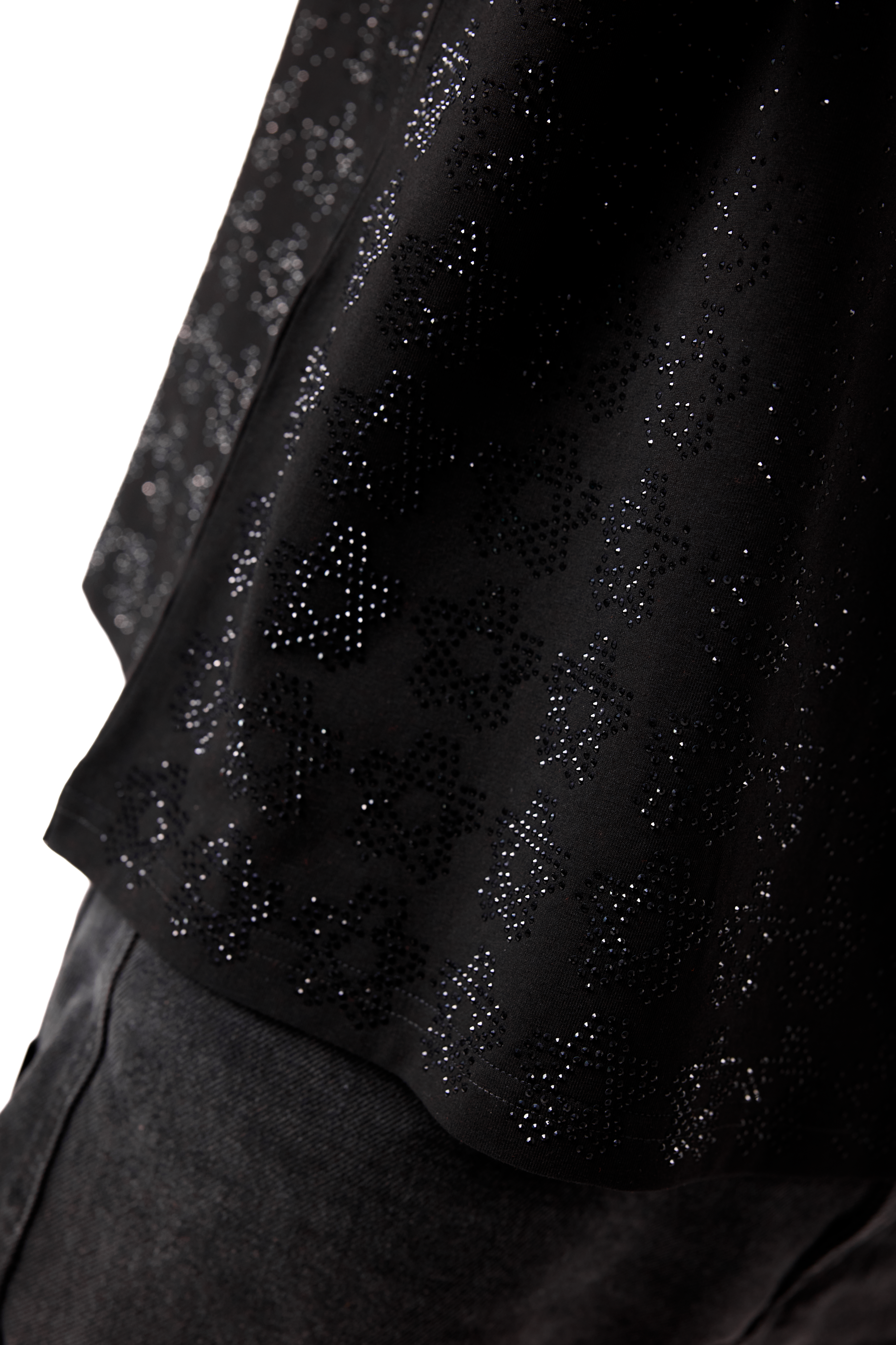 T-Shirt Lumina Black with Black gems