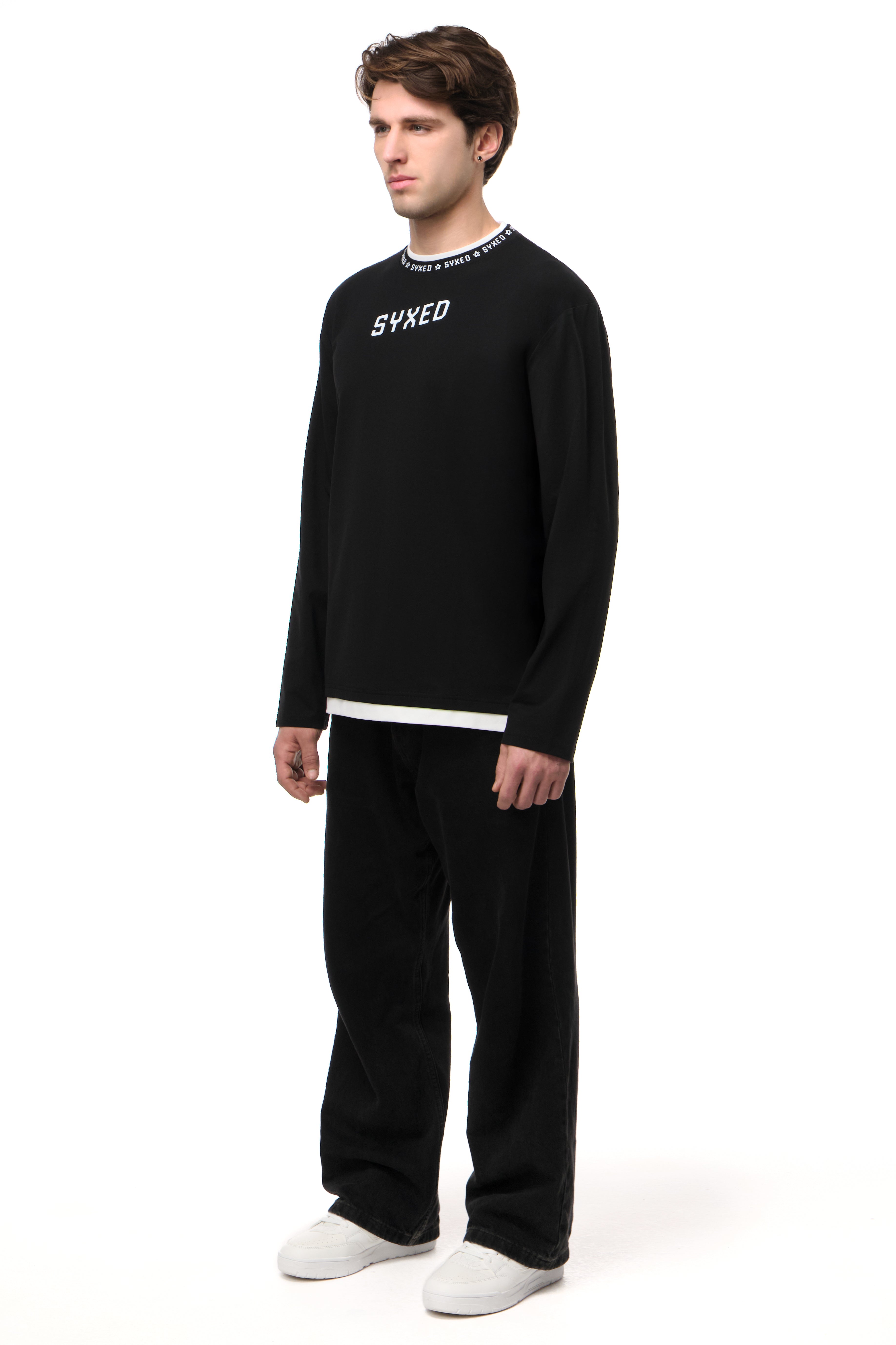 Player Black Longsleeve
