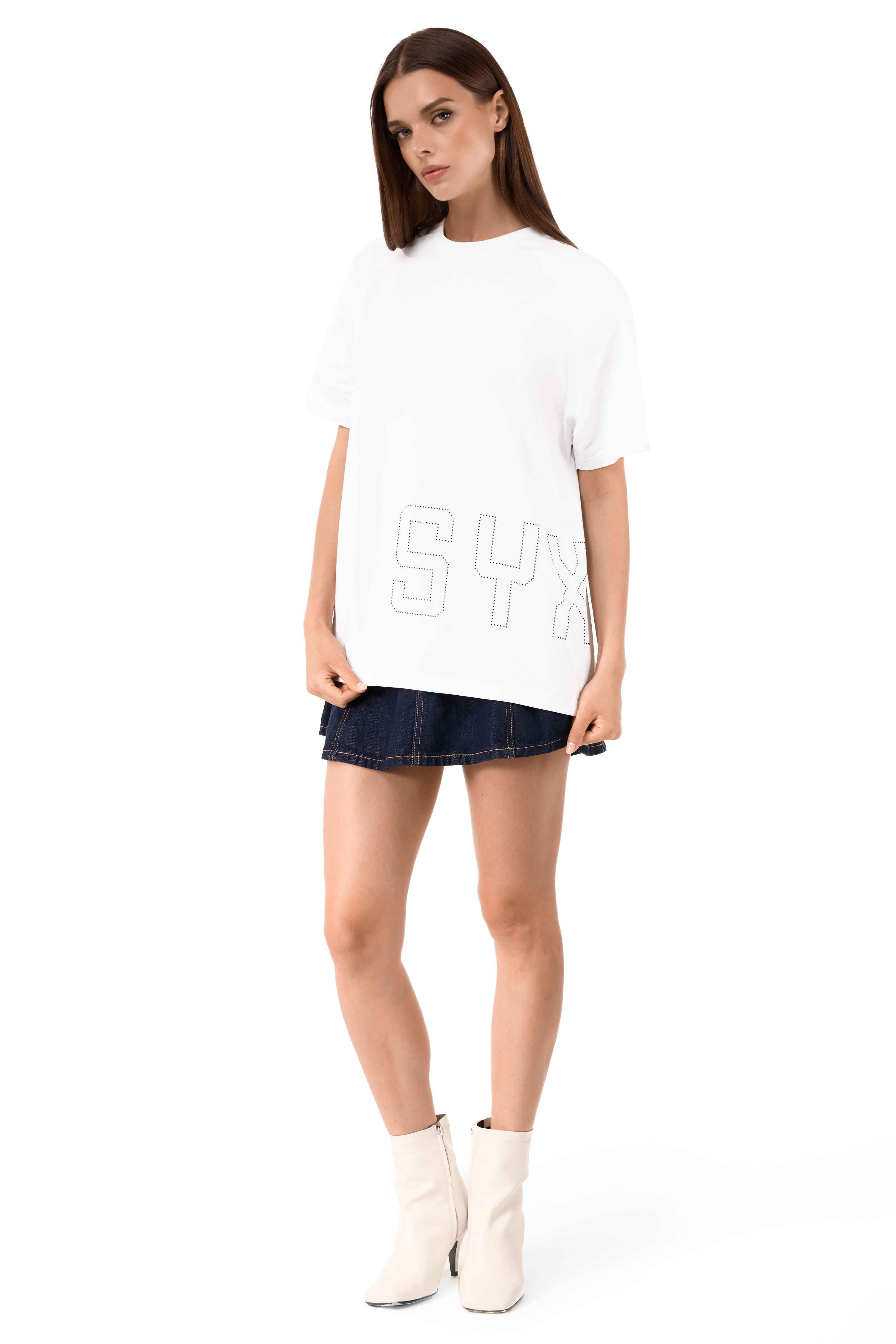 Glitz T-Shirt White with Black gems