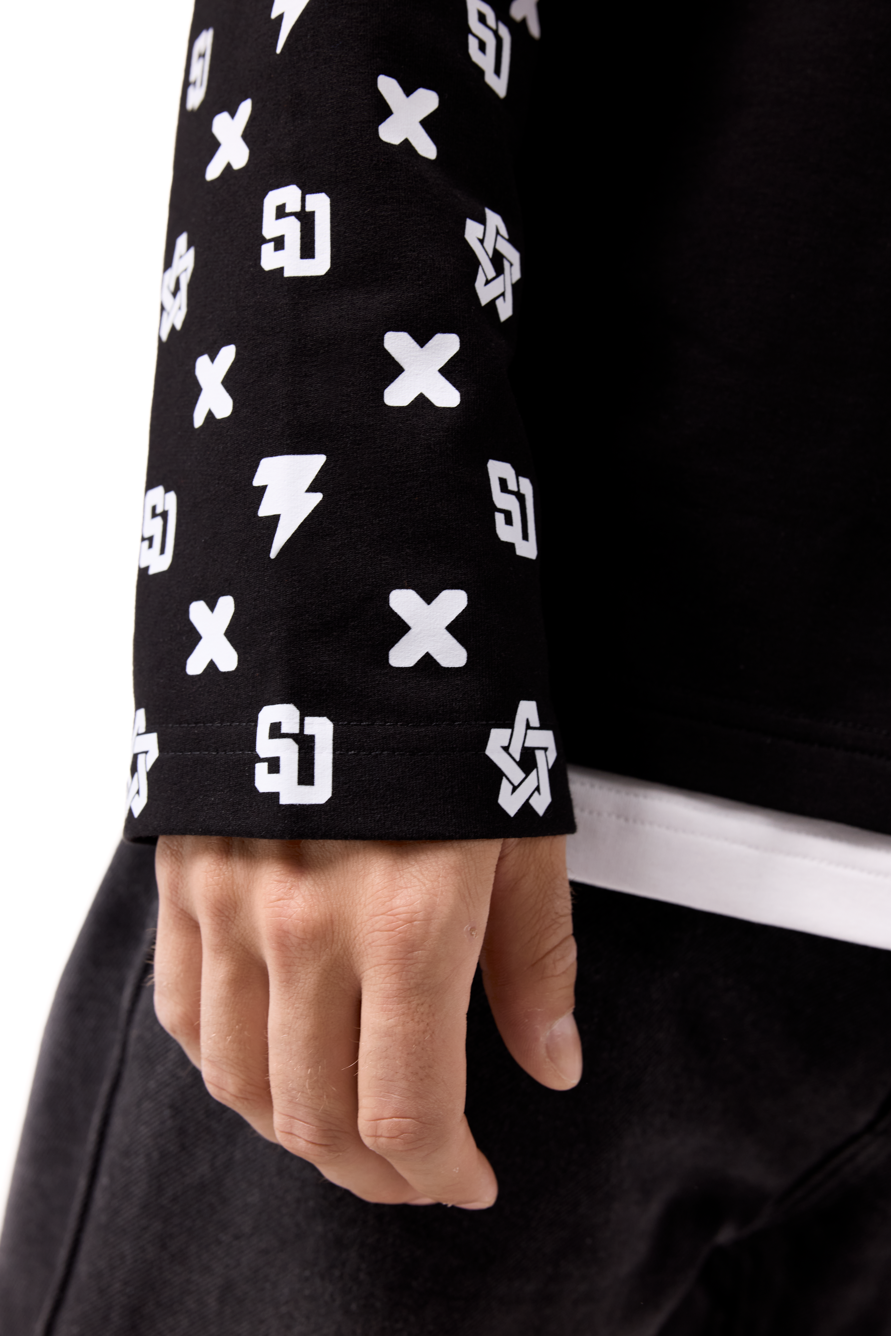 Firehunter Black Longsleeve Fire Star