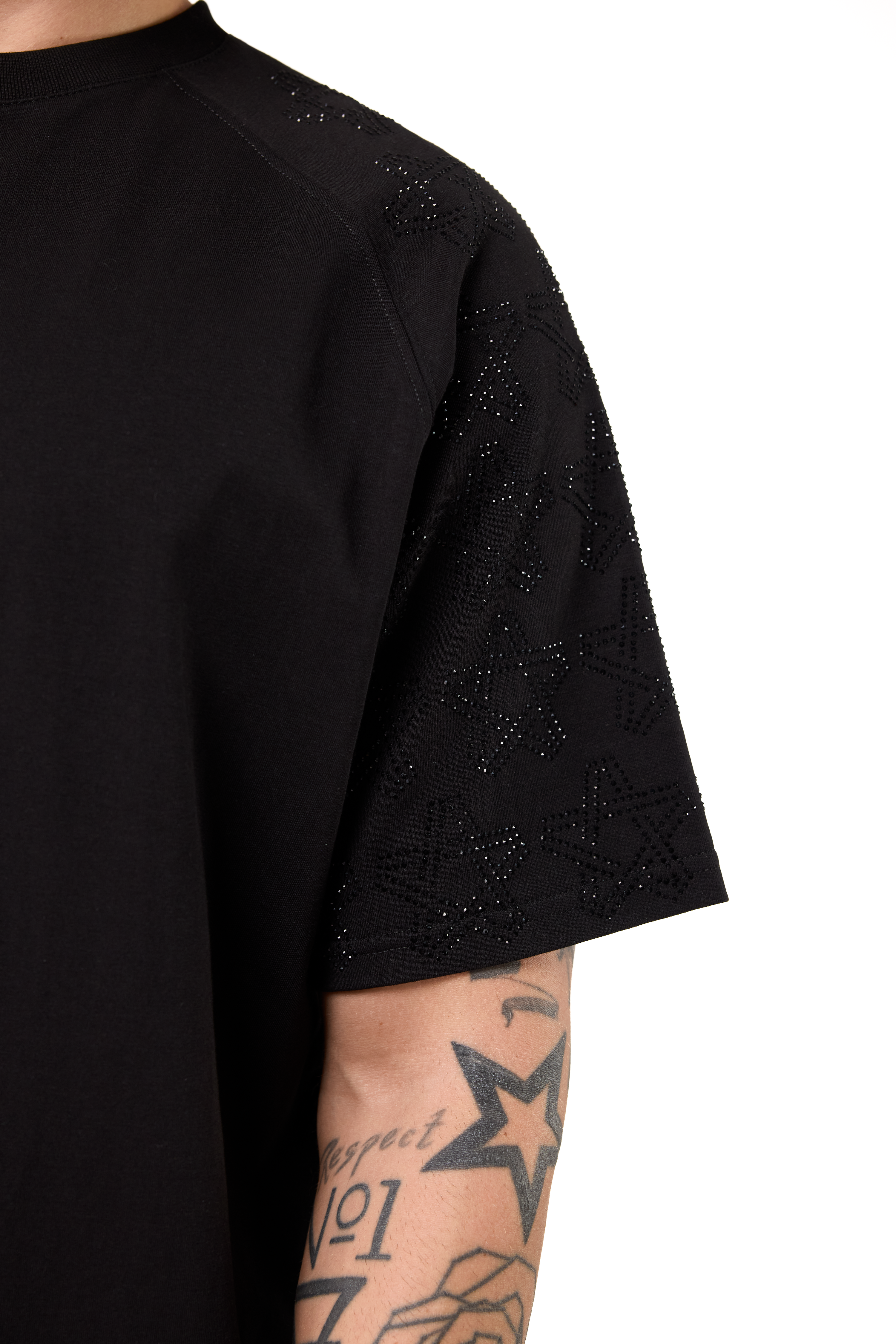 Spark T-Shirt Black with Black gems