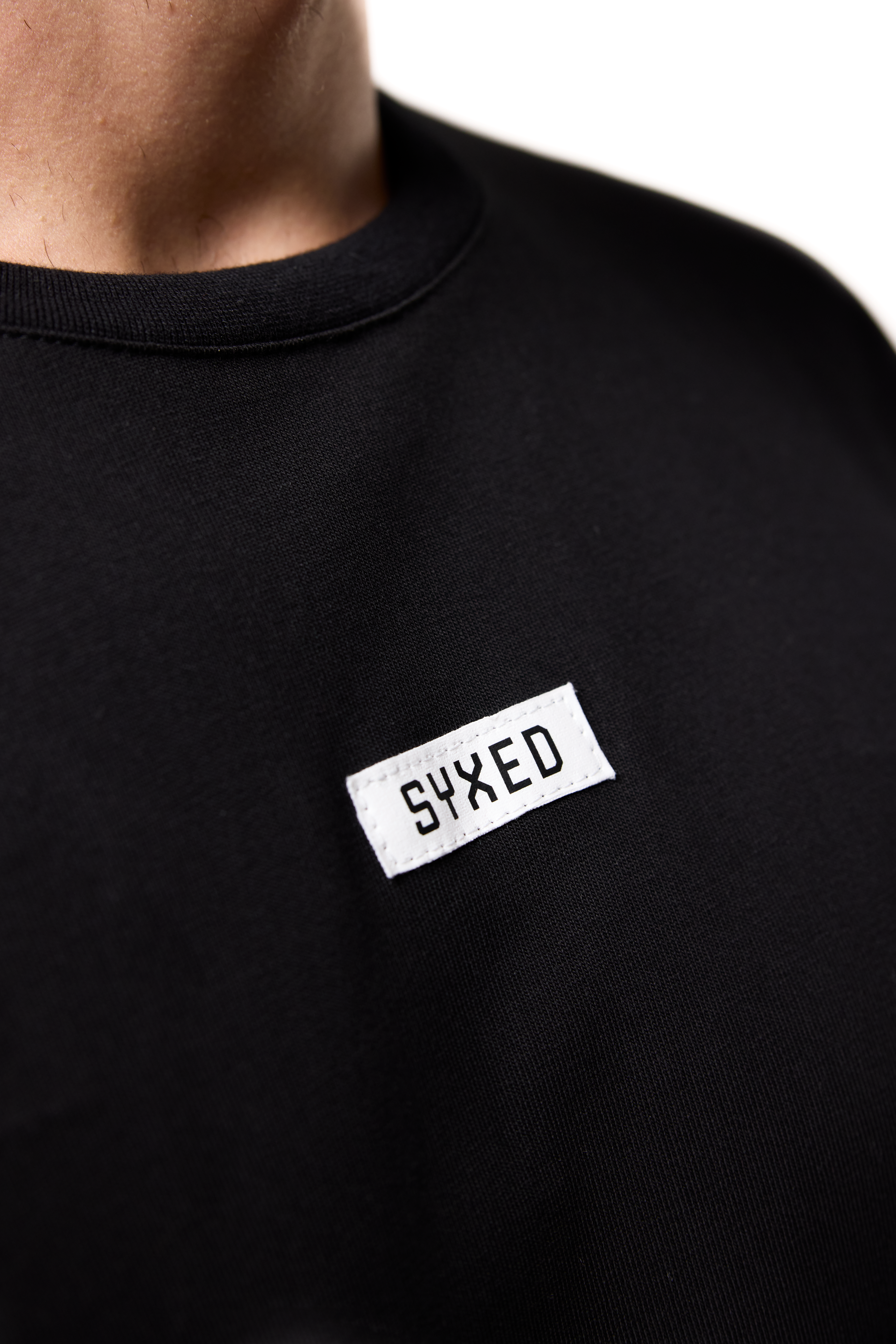 Minimalistic T-shirt Black